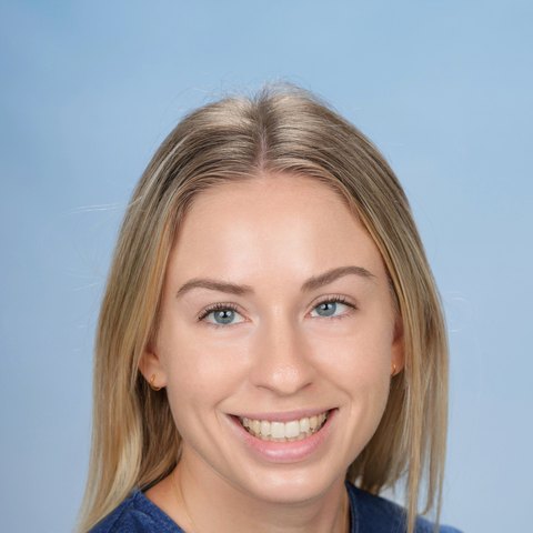 Porträt von Hannah Vukovich