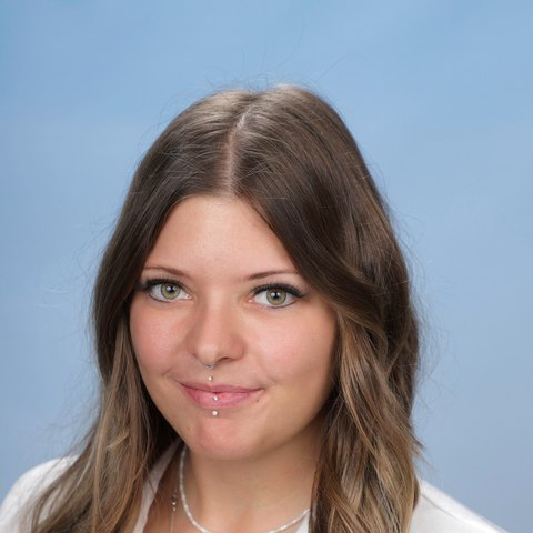 Porträt von Jeannine Mürner